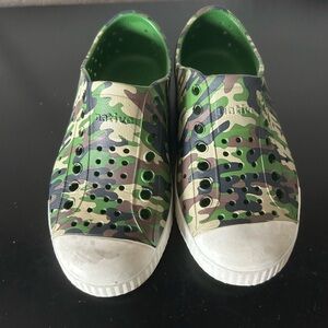Native Kids Camo Green Shoes